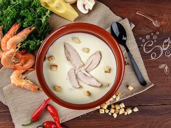 Суп сырный с курицей